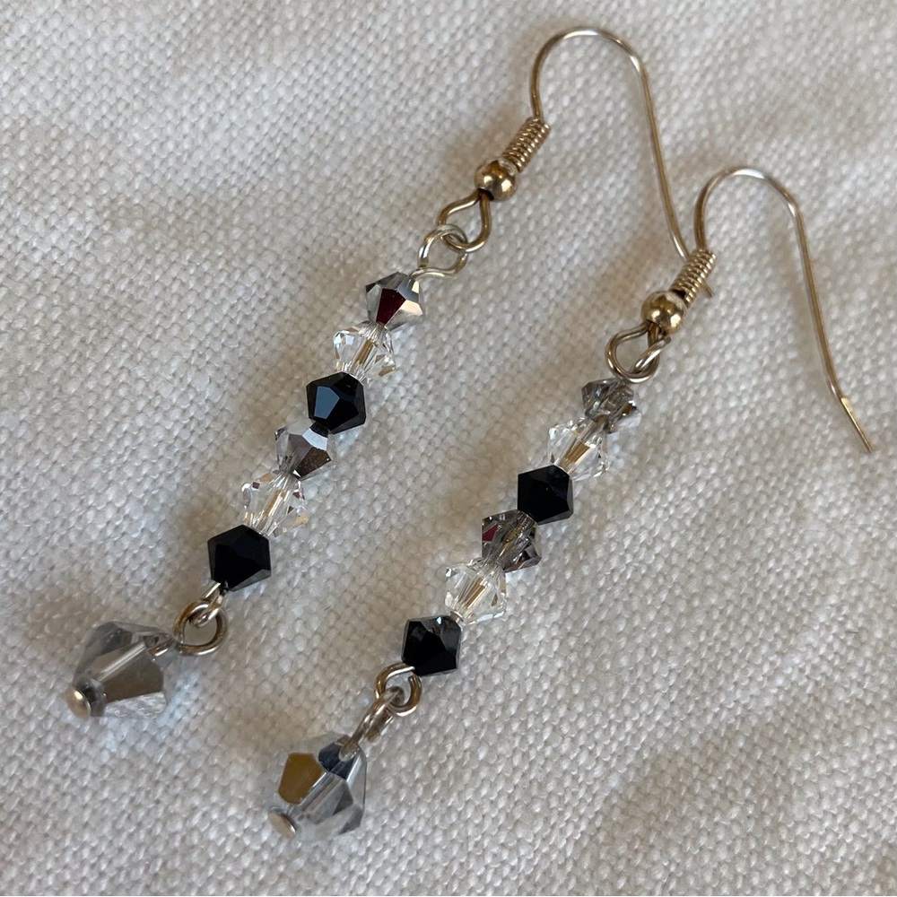 HAND CRAFTED Dazzle EARRINGS Silver & Black Czech Crystal Bi-cones Dangle NWT - Picture 3 of 9